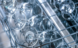 Dishwasher for a michelin star restaurant